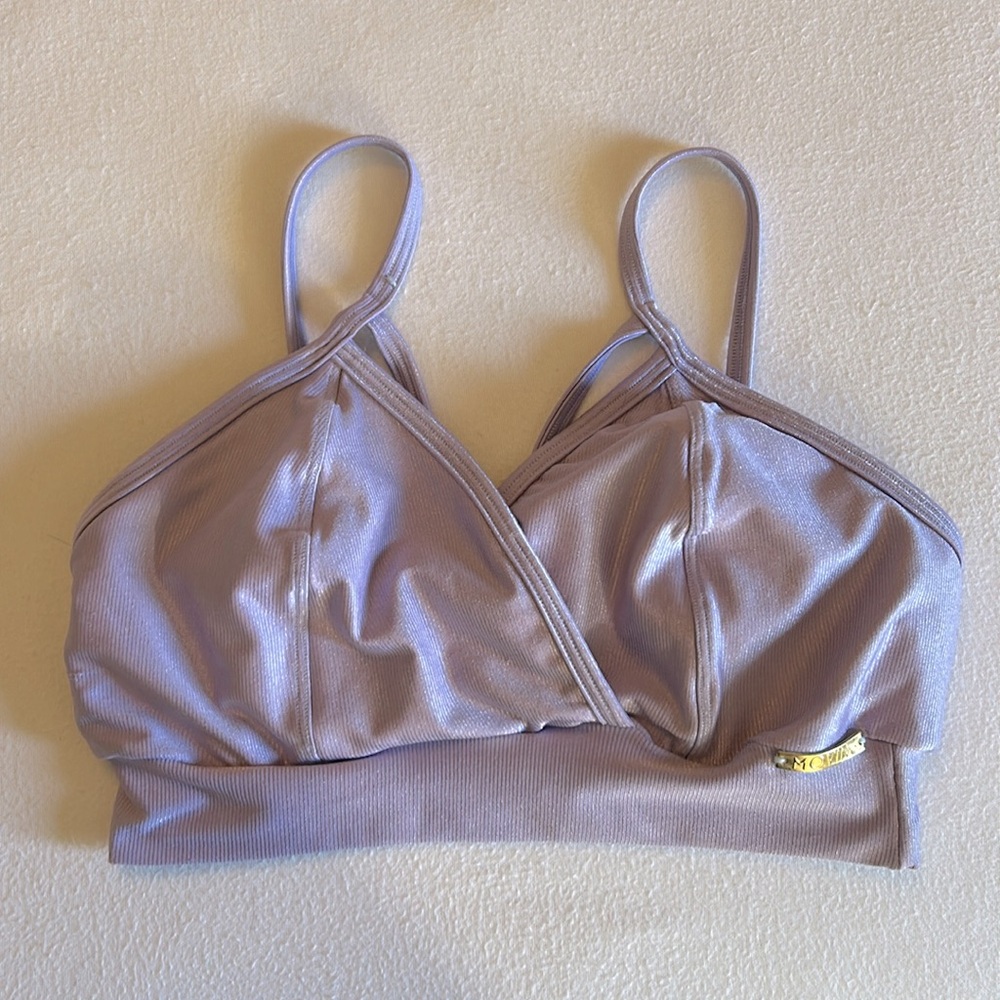 Moving fitness wear top